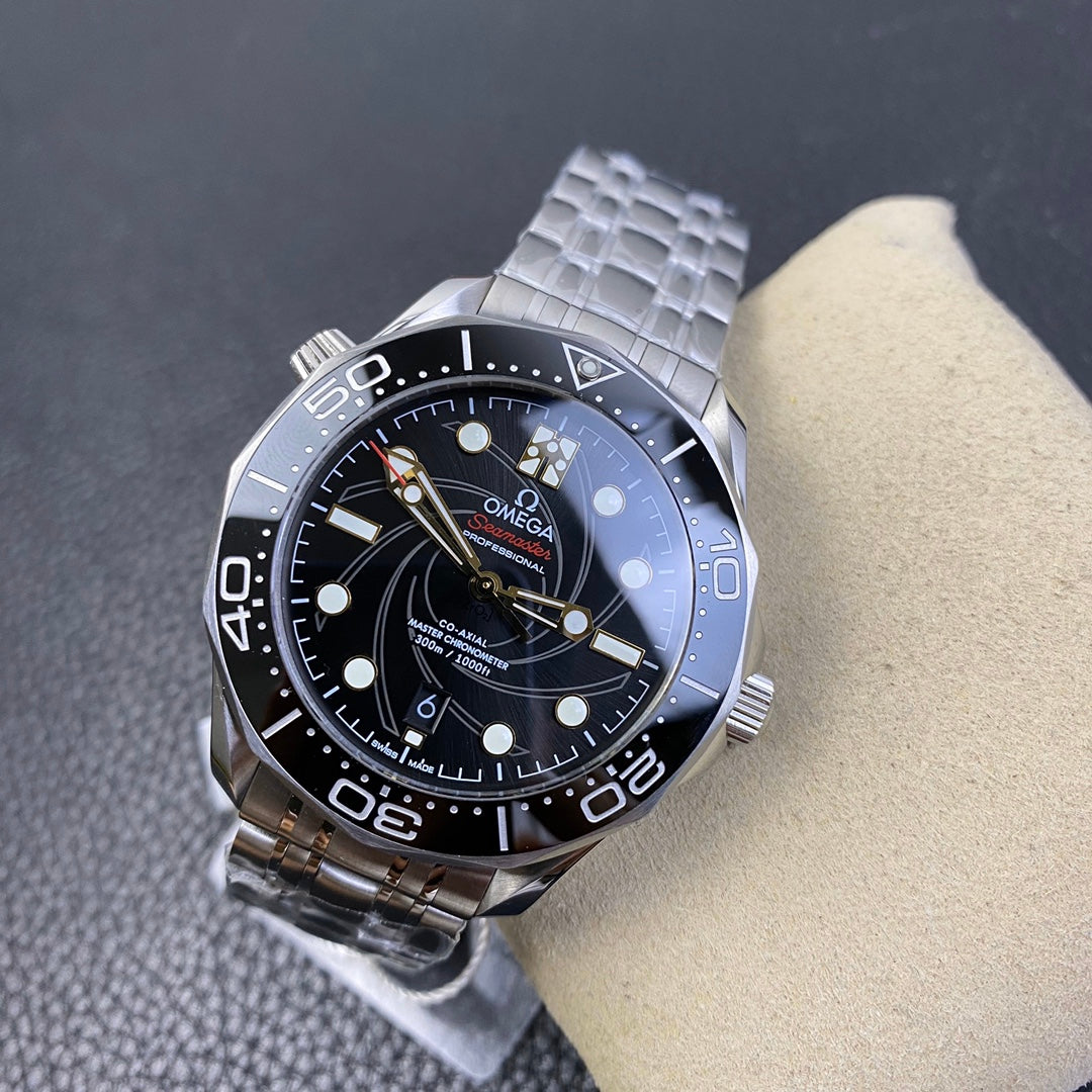 VS Version-210.22.42.20.01.004- Black Silver - 904L Steel - Automatic - 42mm