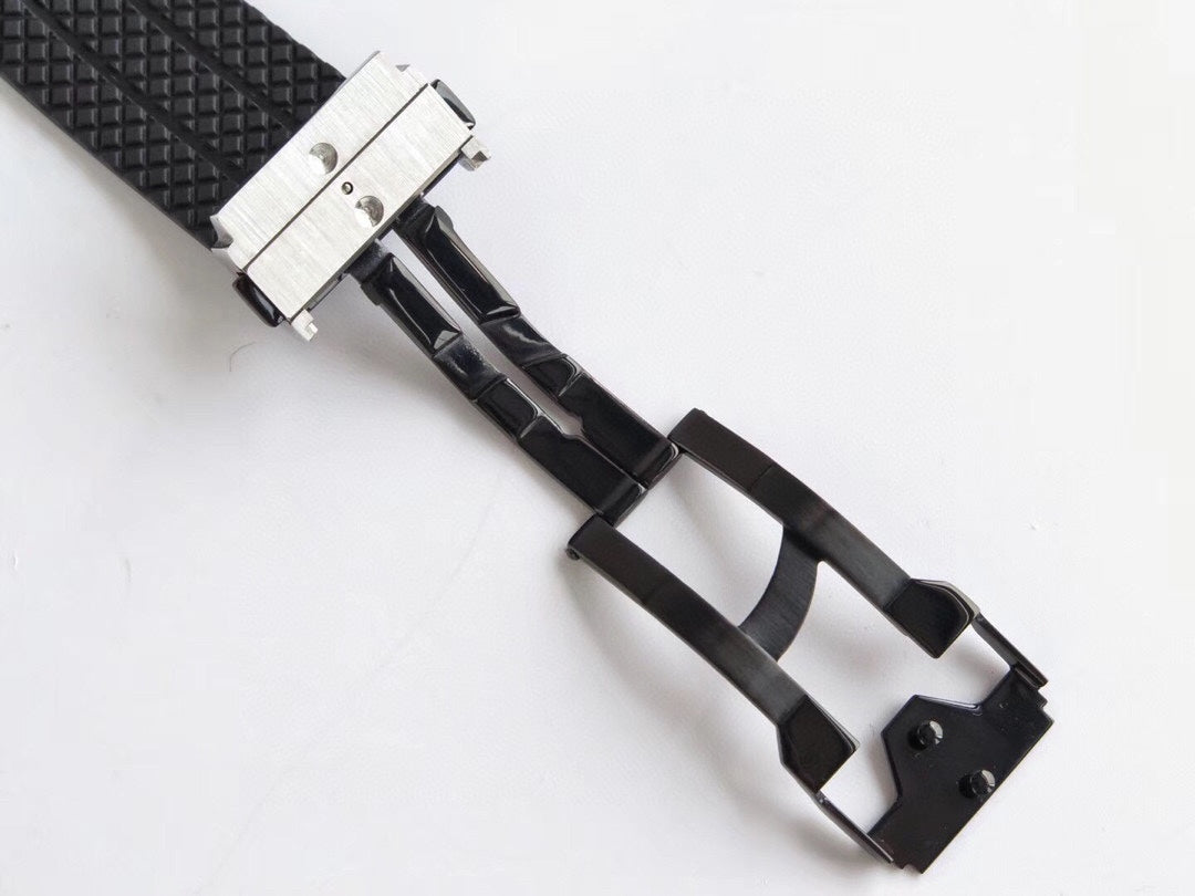 Chronograph -Black - Black Rubber - Automatic - 44mm