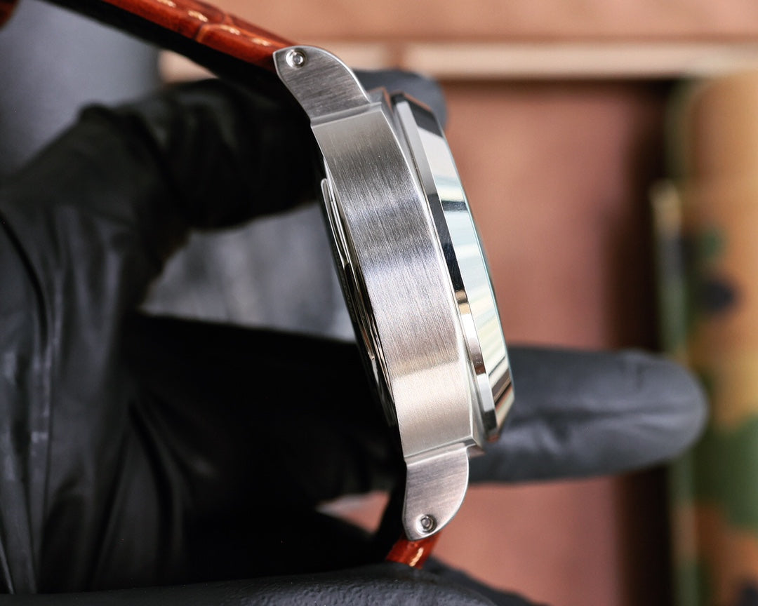 Wine Silver - Brown Leather - Automatic - 44mm