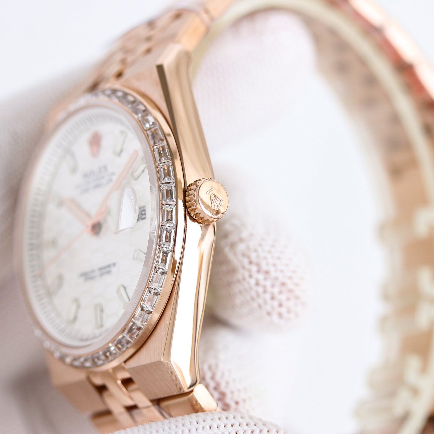 L-Dweller - 127336- White Rhinestones bezel - Yellow 904L Steel- Ultra-thin-Automatic - 40/36mm