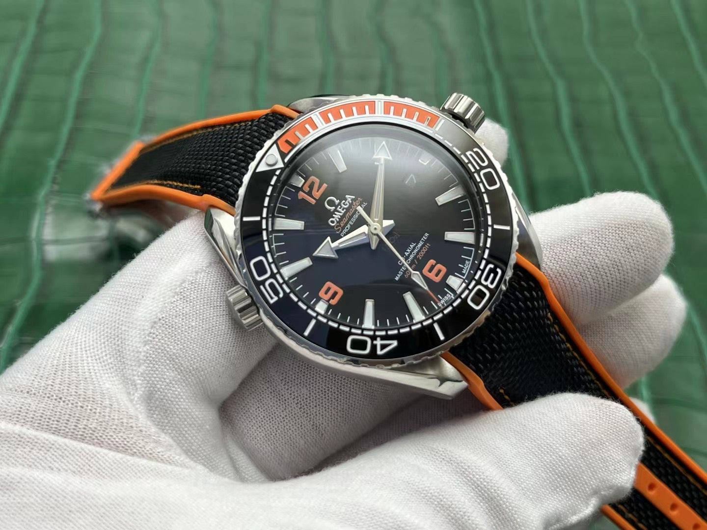 Limited-time offer! S-Master 600-Black Orange Steel - Black Rubber - Automatic - 43mm
