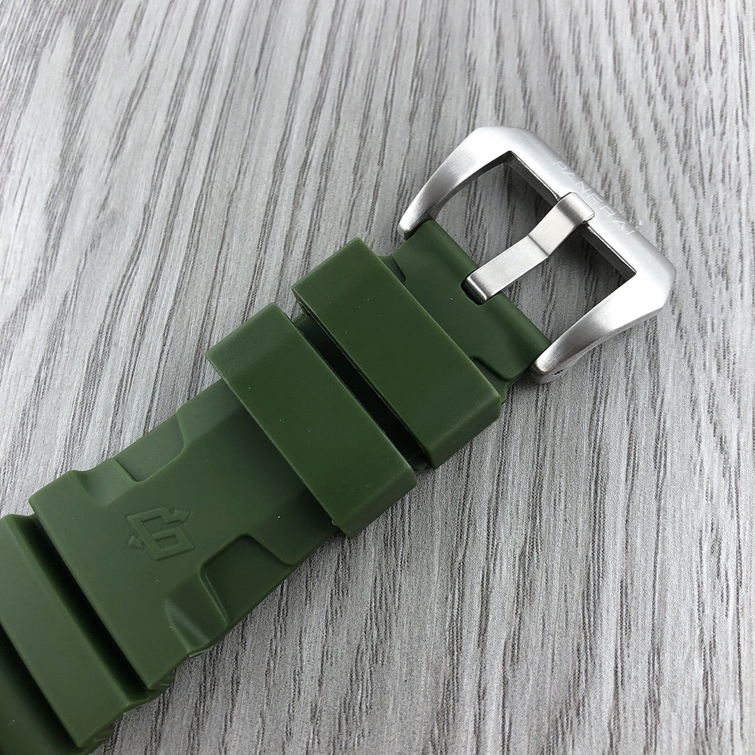 Black - Silver 904L Steel - Green Rubber -Automatic - 47mm