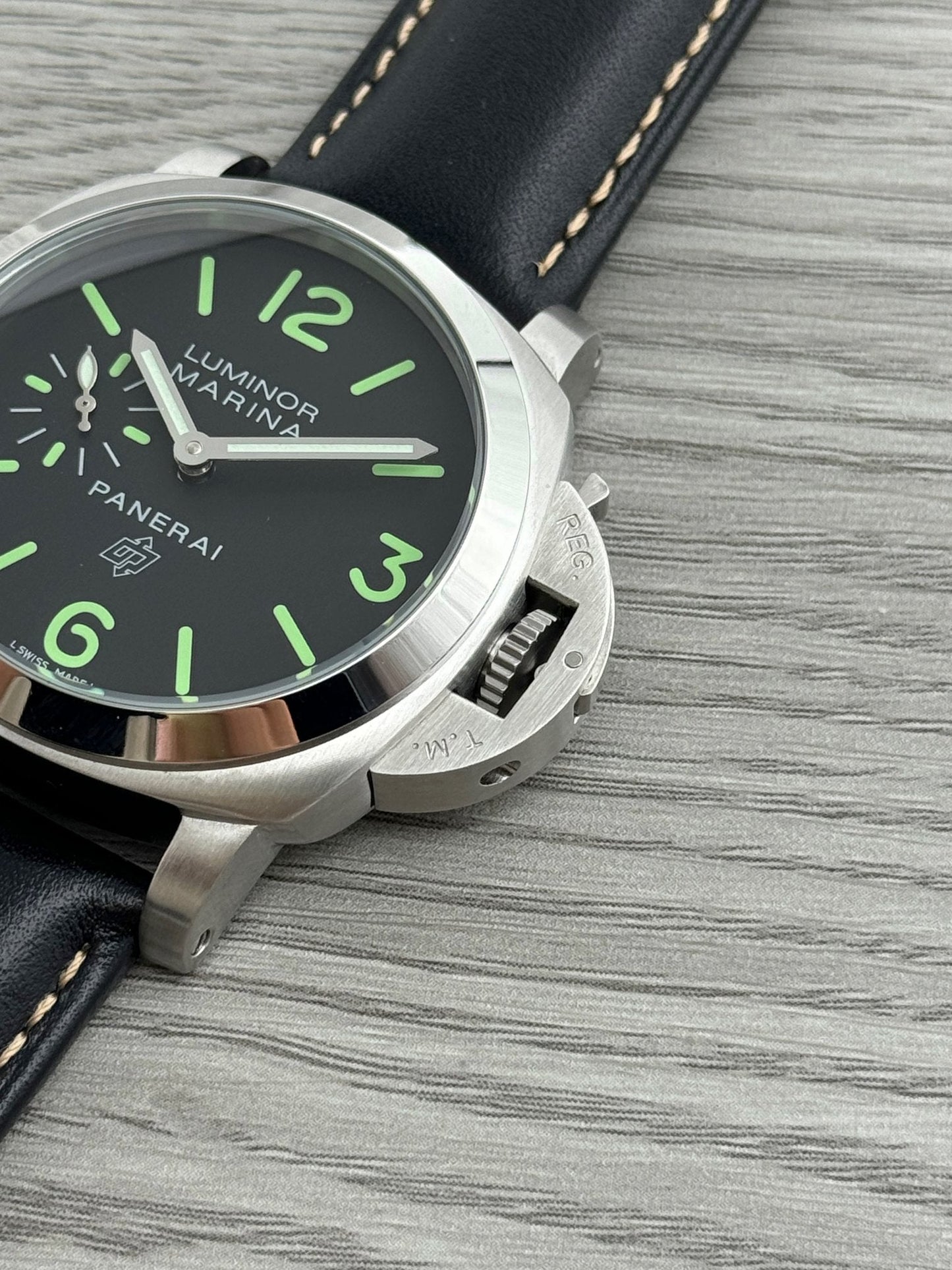 Black Silver - 904L Steel - Black Leather -Automatic - 44mm