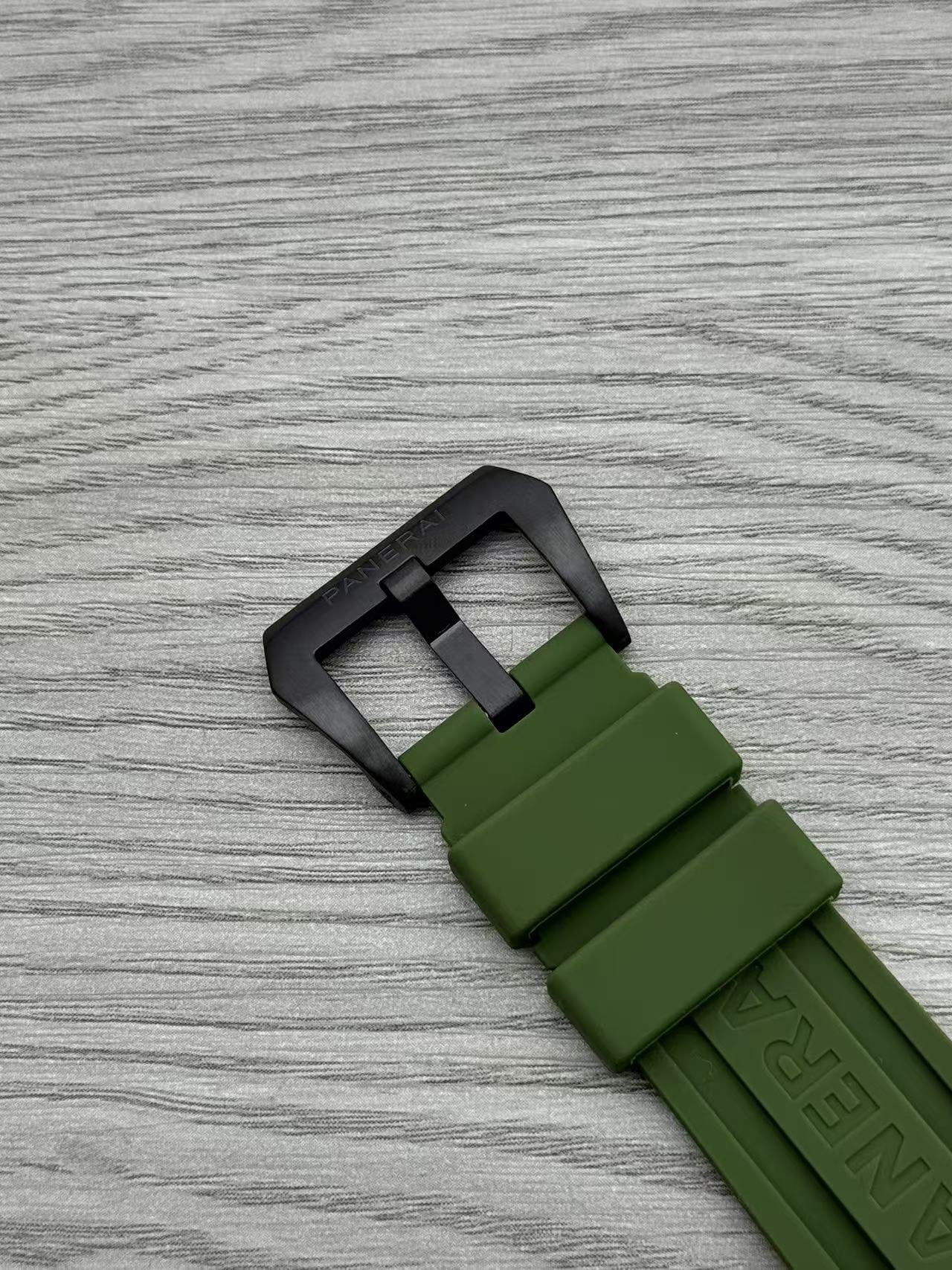 Grey Black - 904L Steel - Green Rubber -Automatic - 44mm