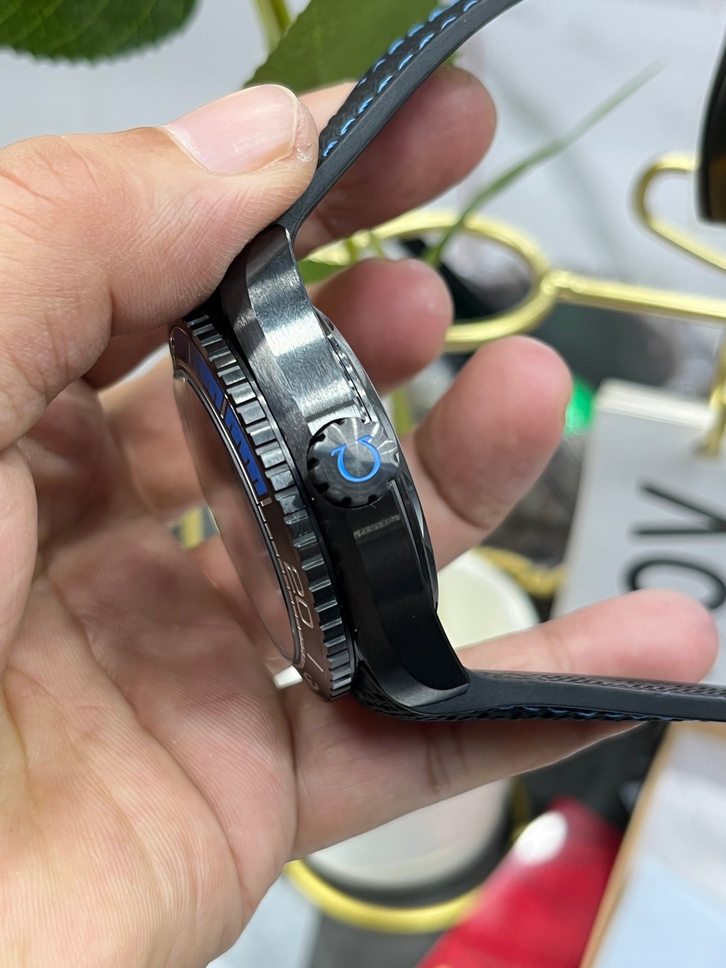 Black Steel - Black rubber - Automatic - 45.5mm