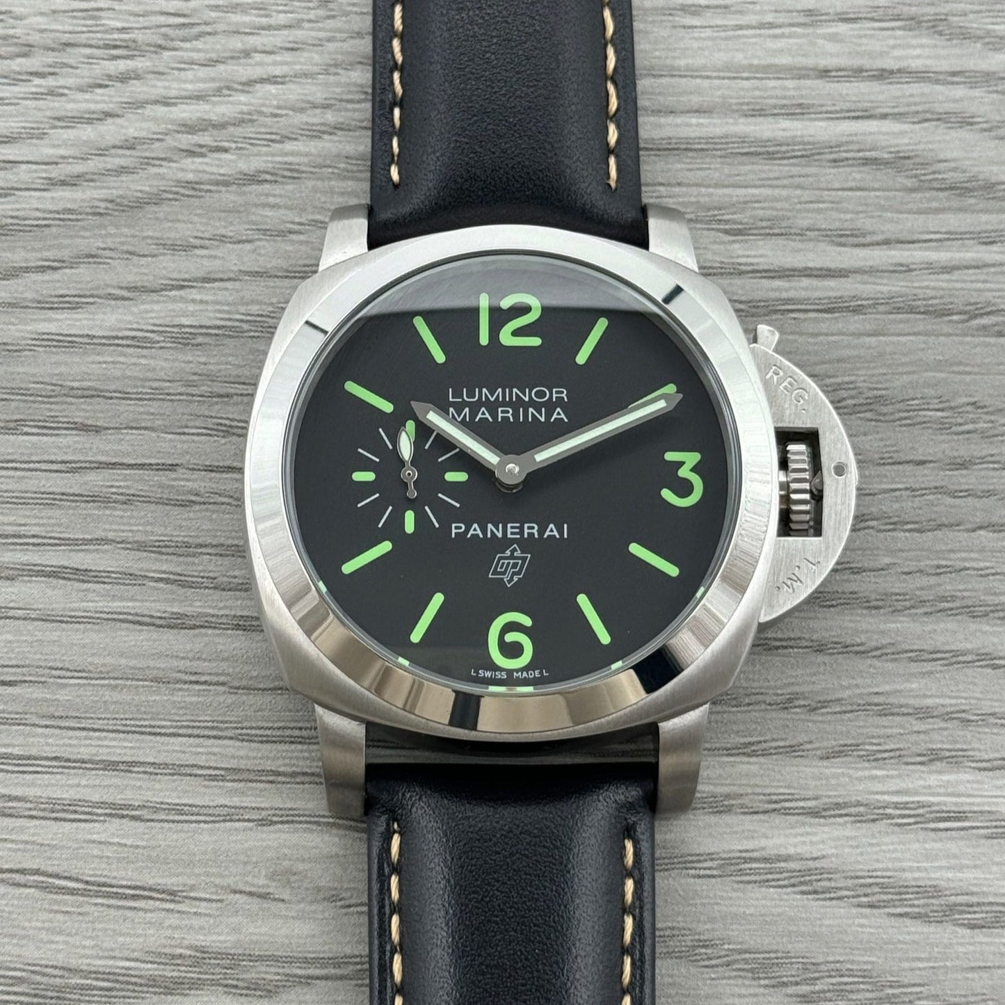 Black Silver - 904L Steel - Black Leather -Automatic - 44mm