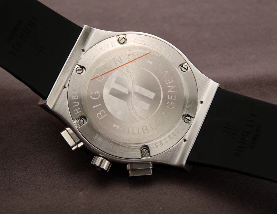 Special Offer🔥Silver - Hollow 904L Steel - Grey Rubber - Quartz - 44mm