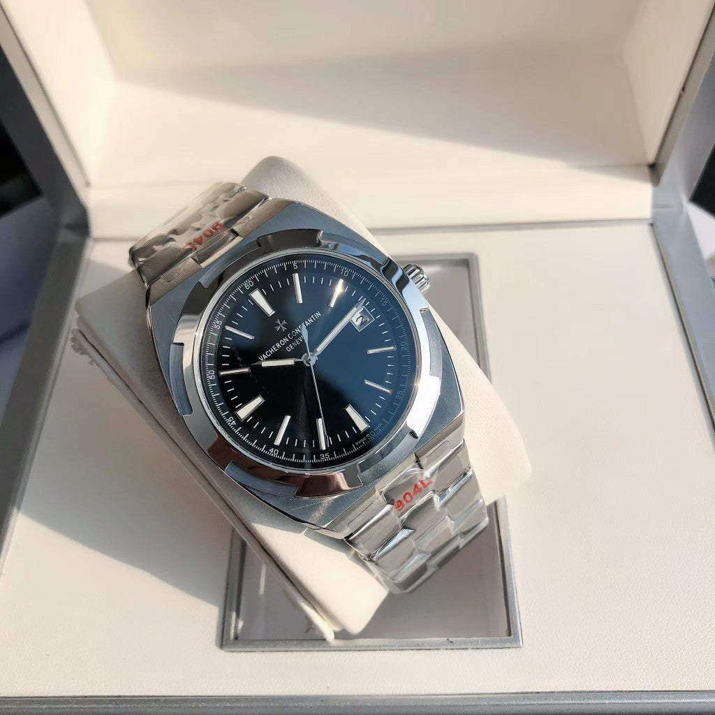 Black - Silver 904L Steel - Automatic - 41mm