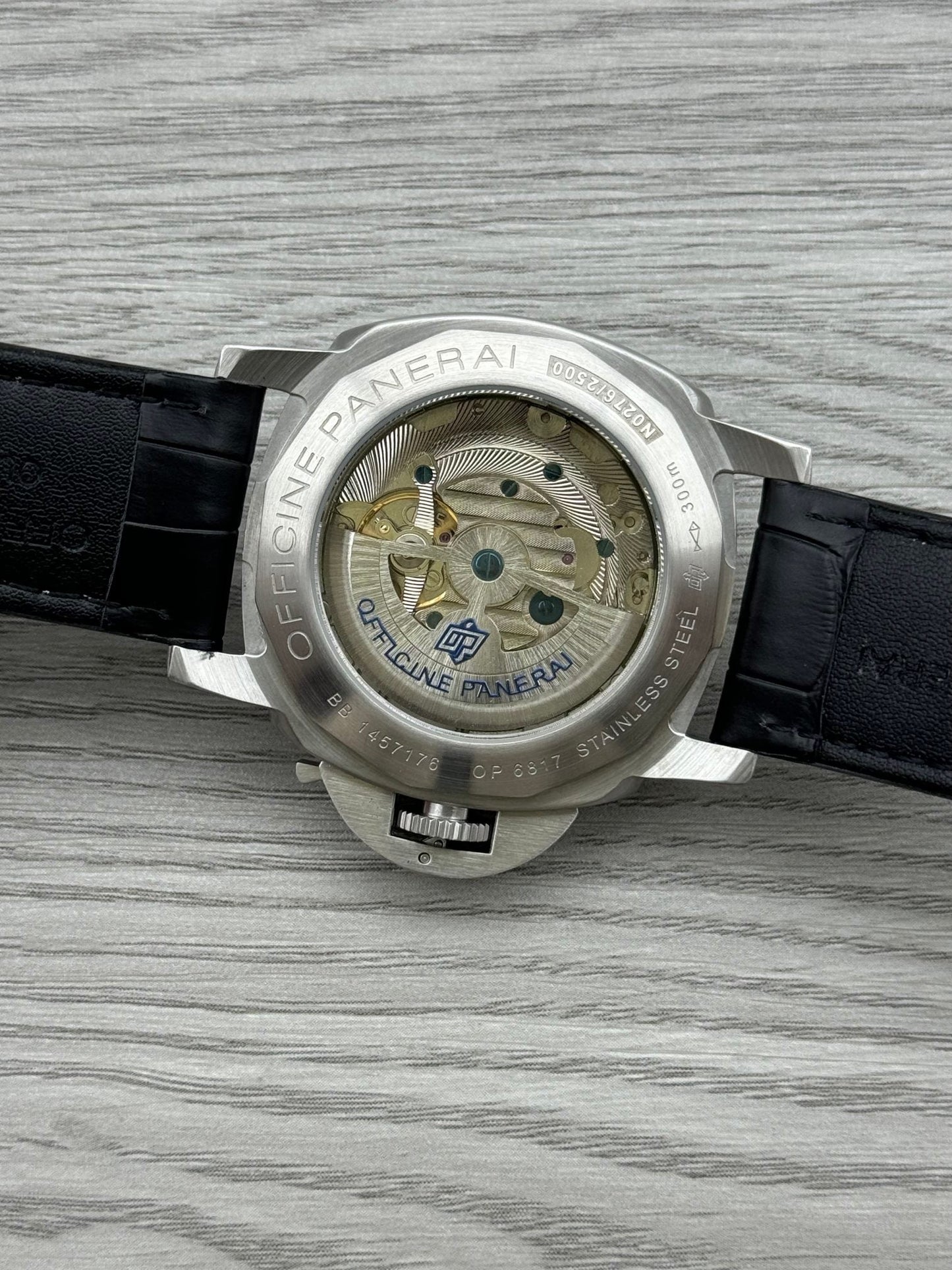 White - 904L Steel - Black Leather -Automatic - 44mm