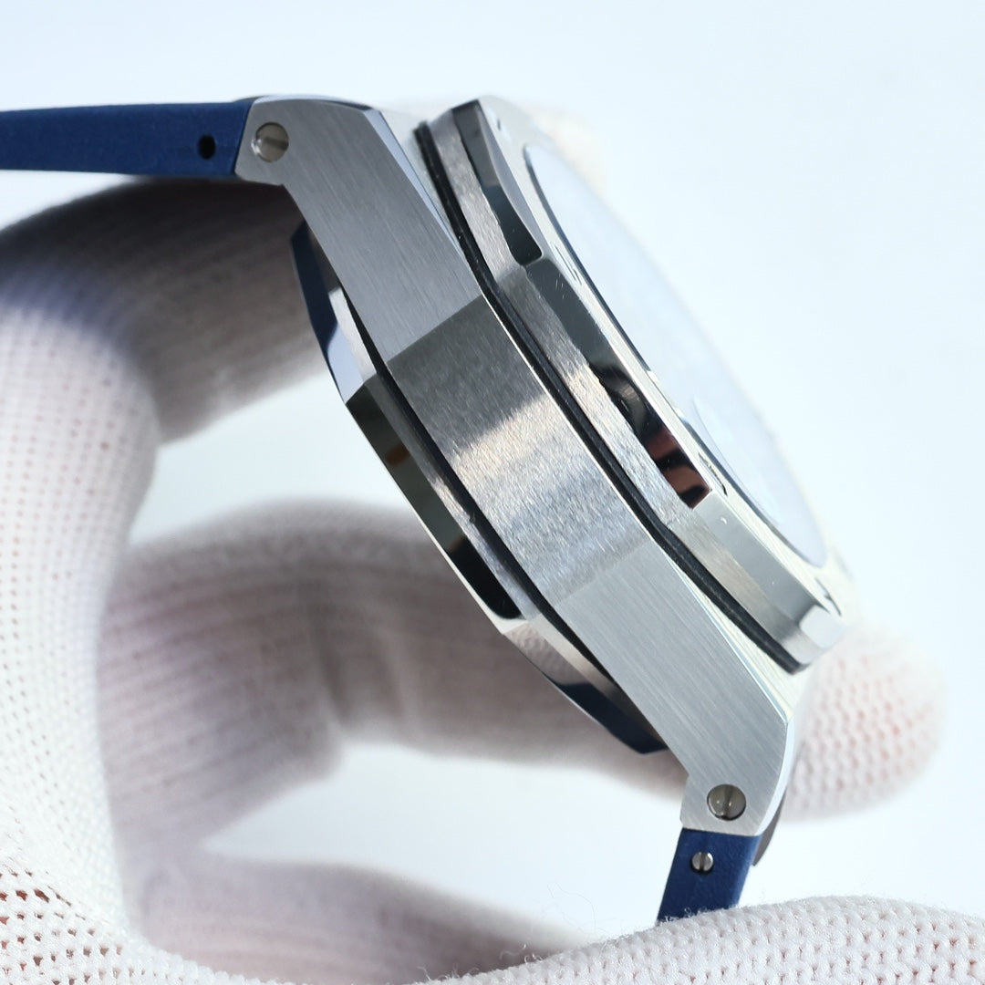 TOP! Blue Silver Ceramic Bezel - Blue Rubber - Automatic - 43mm