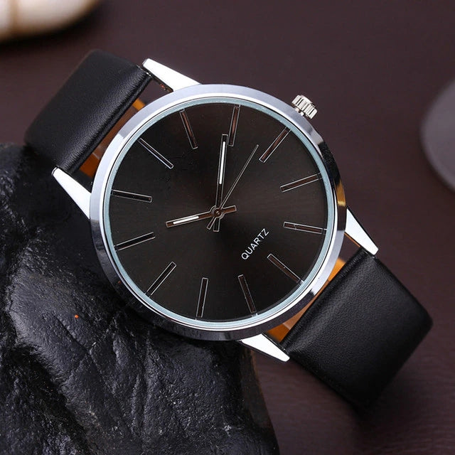 Quartz - Leather Strap Round Watch - 41mm