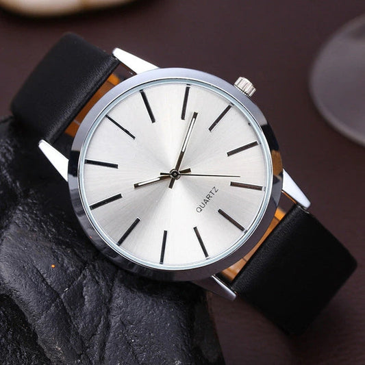 Quartz - Leather Strap Round Watch - 41mm